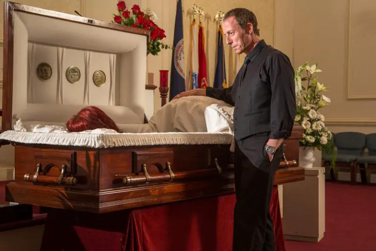 Woman Wakes Up At Her Own Funeral