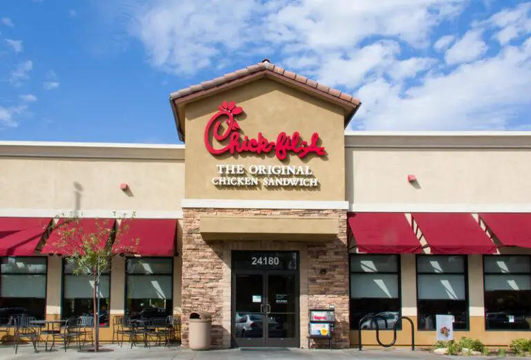 1 Dead, 6 Injured in Chick-fil-A Shooting