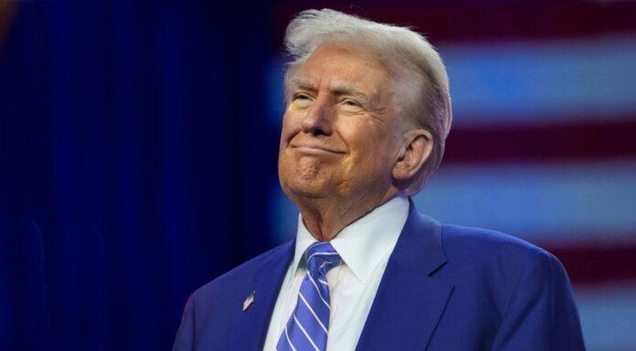 Donald Trump, president, former president, rally, speech, podium, campaign, American flag