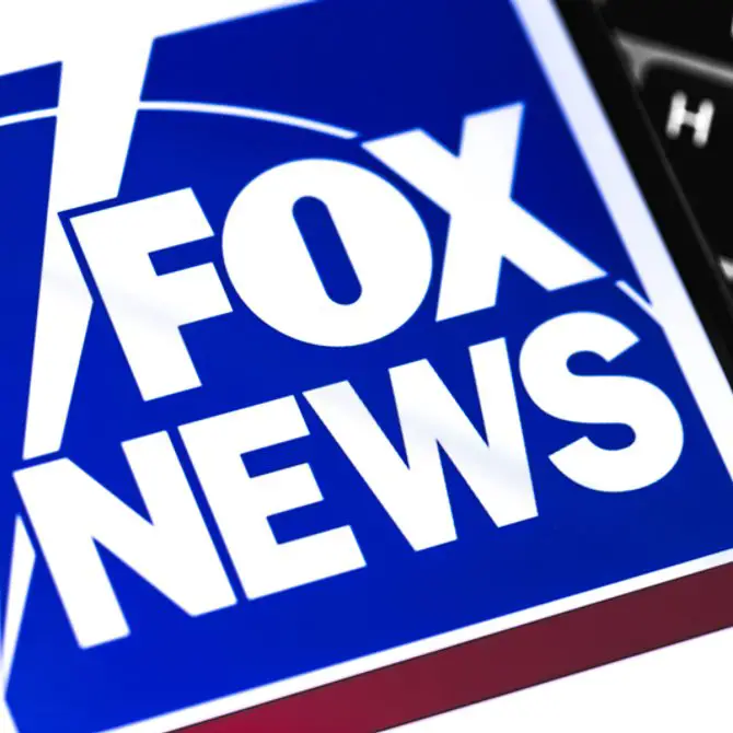 FOX News Host SHOCKS Viewers: Silences Trump Mid-Rant