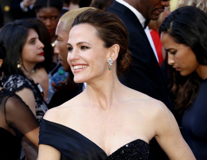 Jennifer Garner Makes Divorce Unexpected Confession (Jennifer Garner Stuns in Recent Appearance (dreamstime_s_70372792))